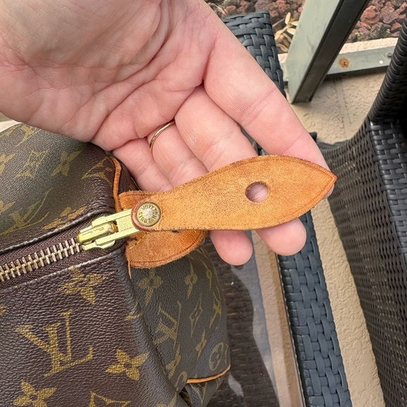 LOUIS VUITTON SPEEDY 40 - Picture 4 of 10